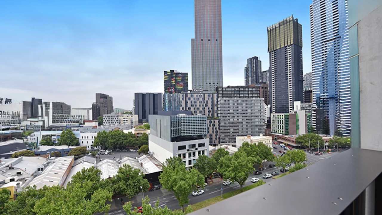 Whole property with 2 rooms for rent