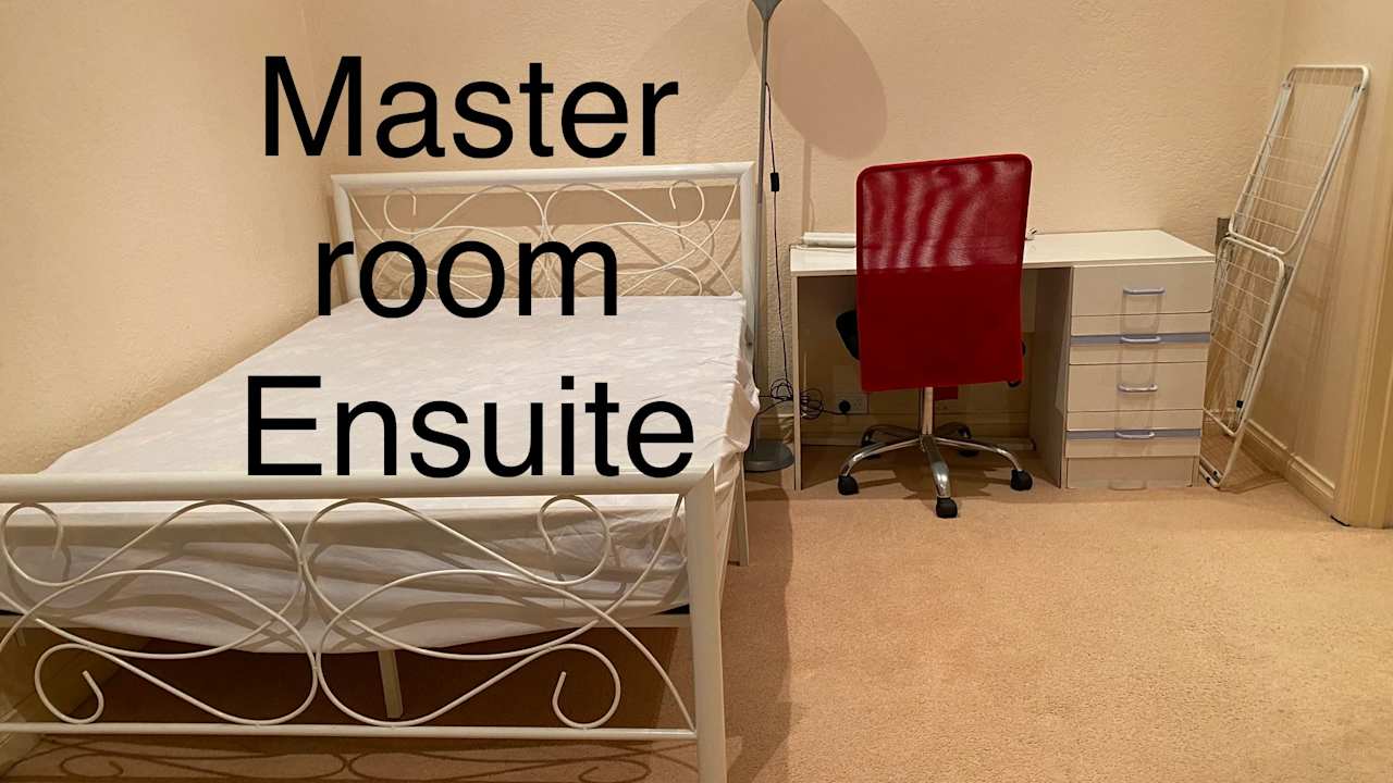 Furnished room with ensuite in a share house