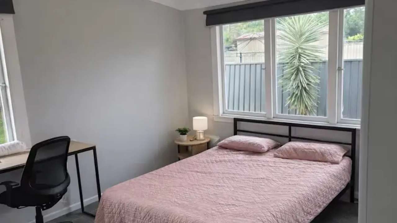 Room in a share house