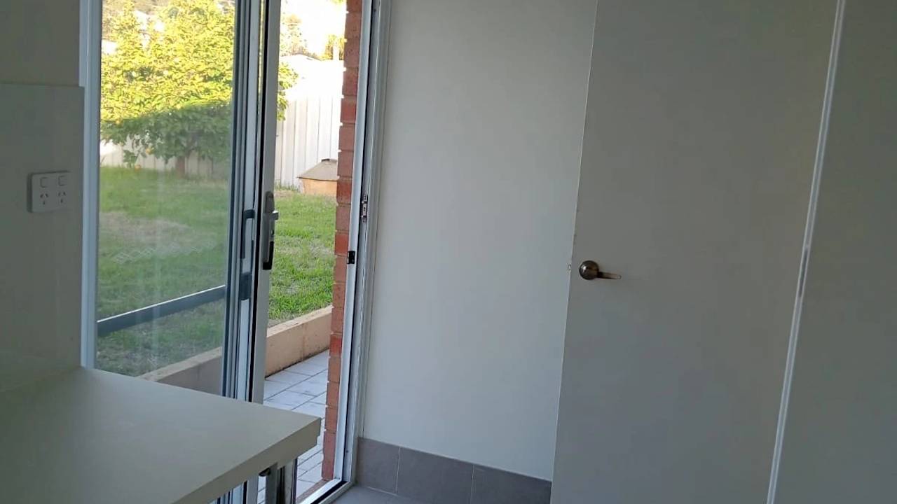 Whole property with 4 rooms for rent