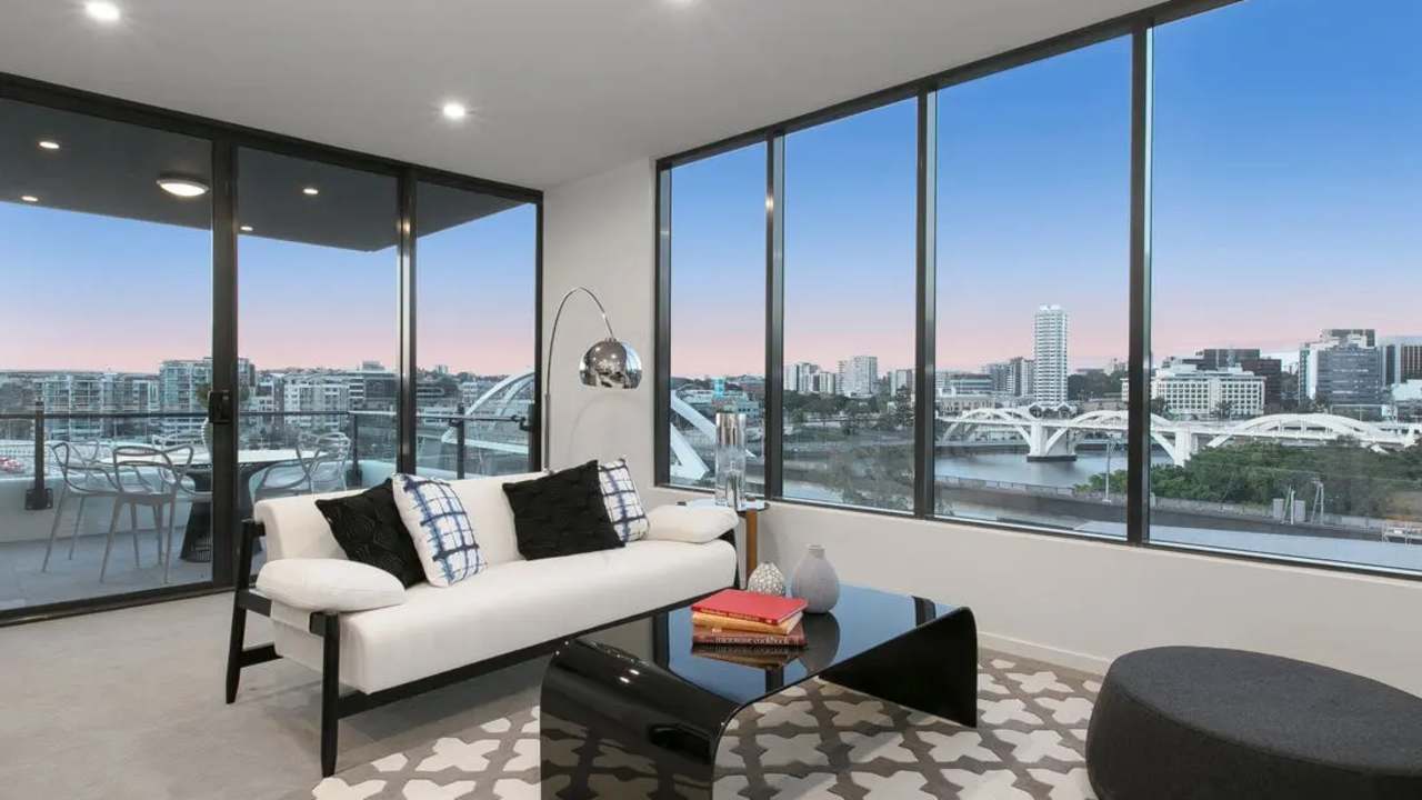 Whole property with 3 rooms for rent