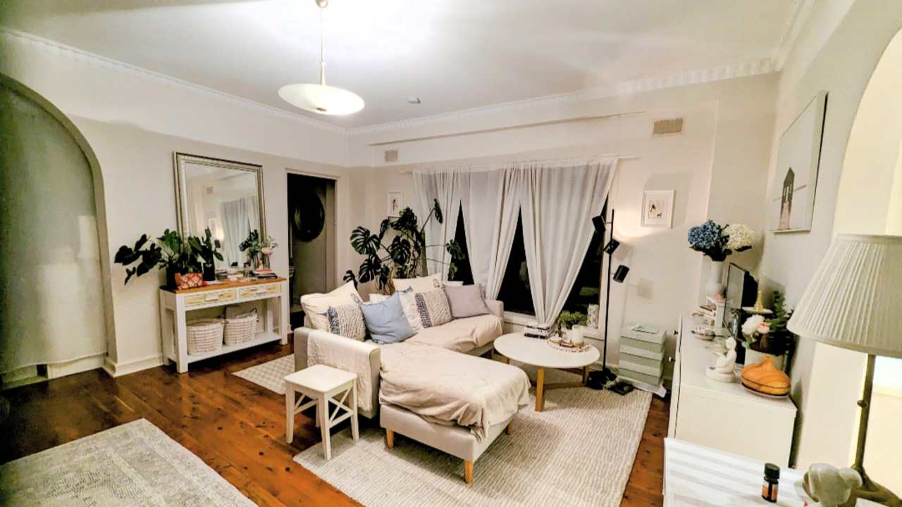 Furnished room in a flatshare