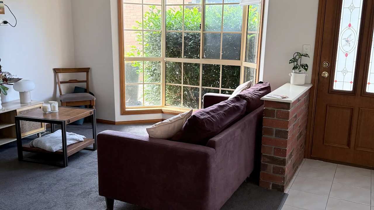 Unfurnished room in a flatshare