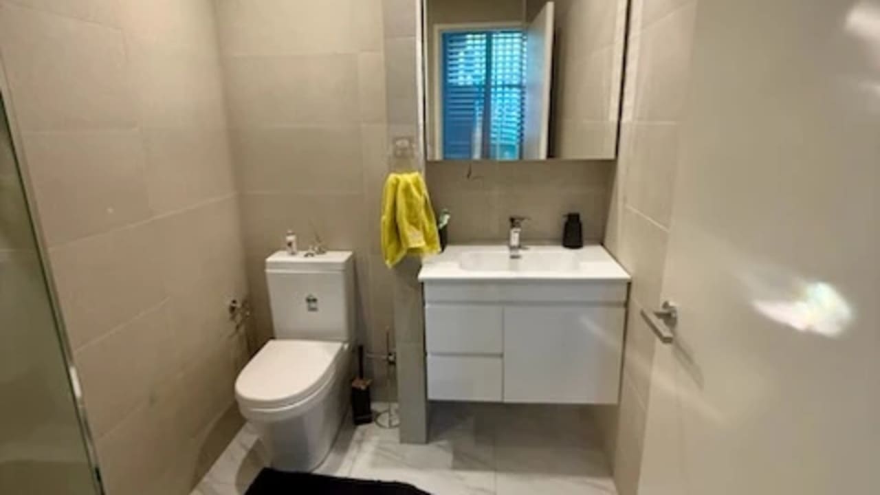 Unfurnished room with own bathroom