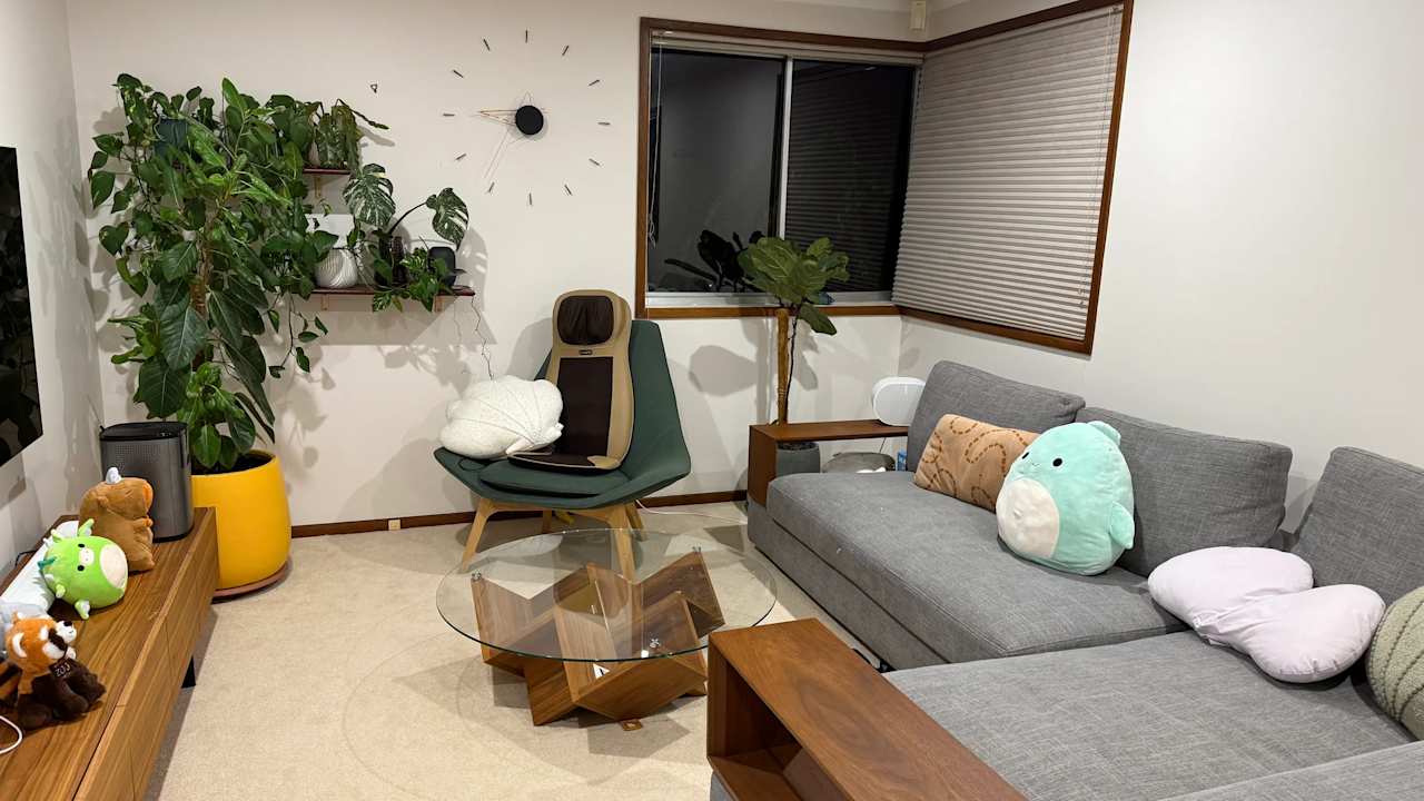 Unfurnished room in a share house