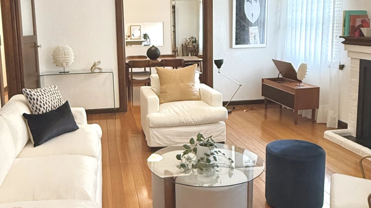 Furnished room in a flatshare