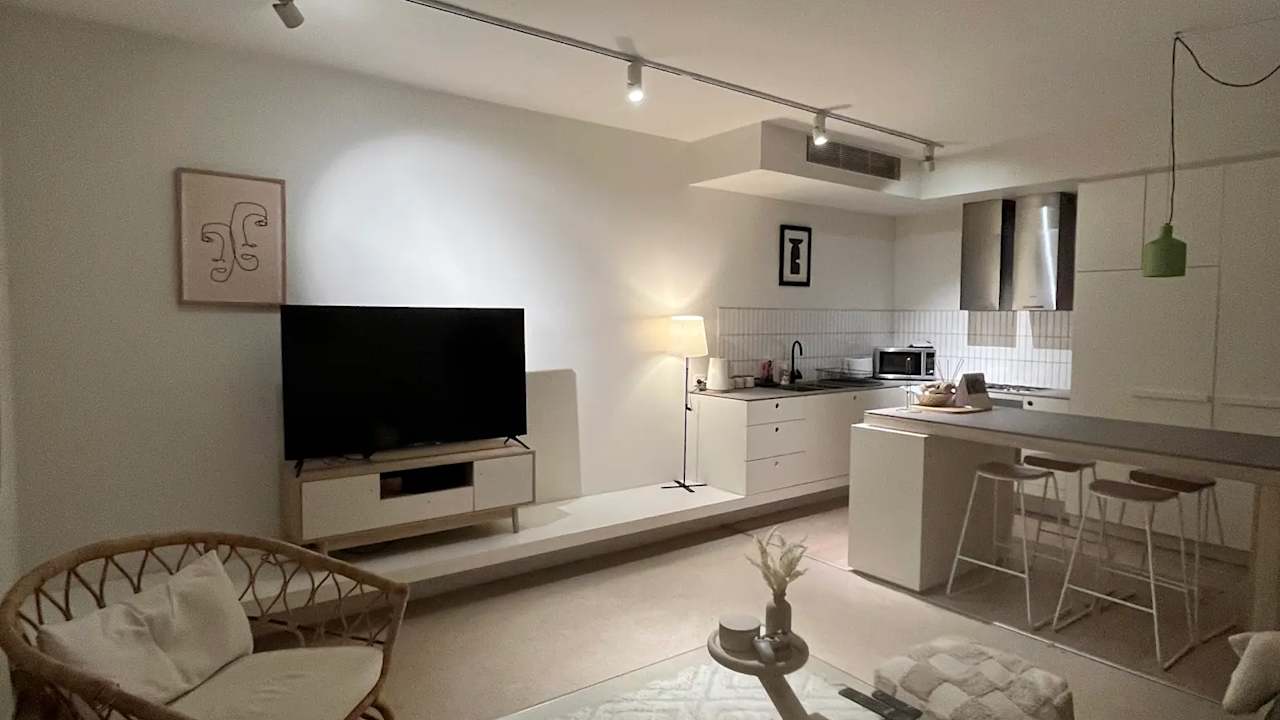 Furnished room studio flat for rent