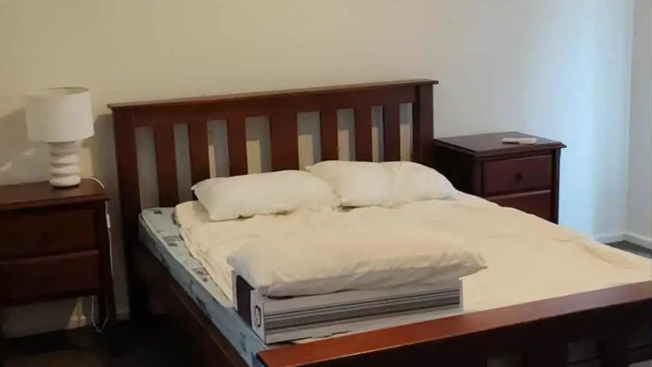 Furnished room with ensuite in a share house