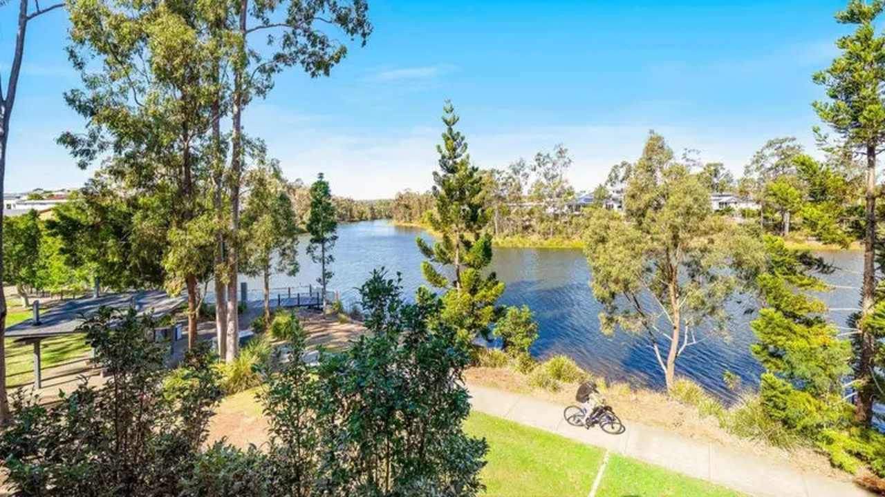 Unfurnished room in a share house