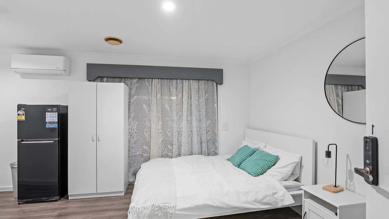 Furnished room with ensuite in a share house