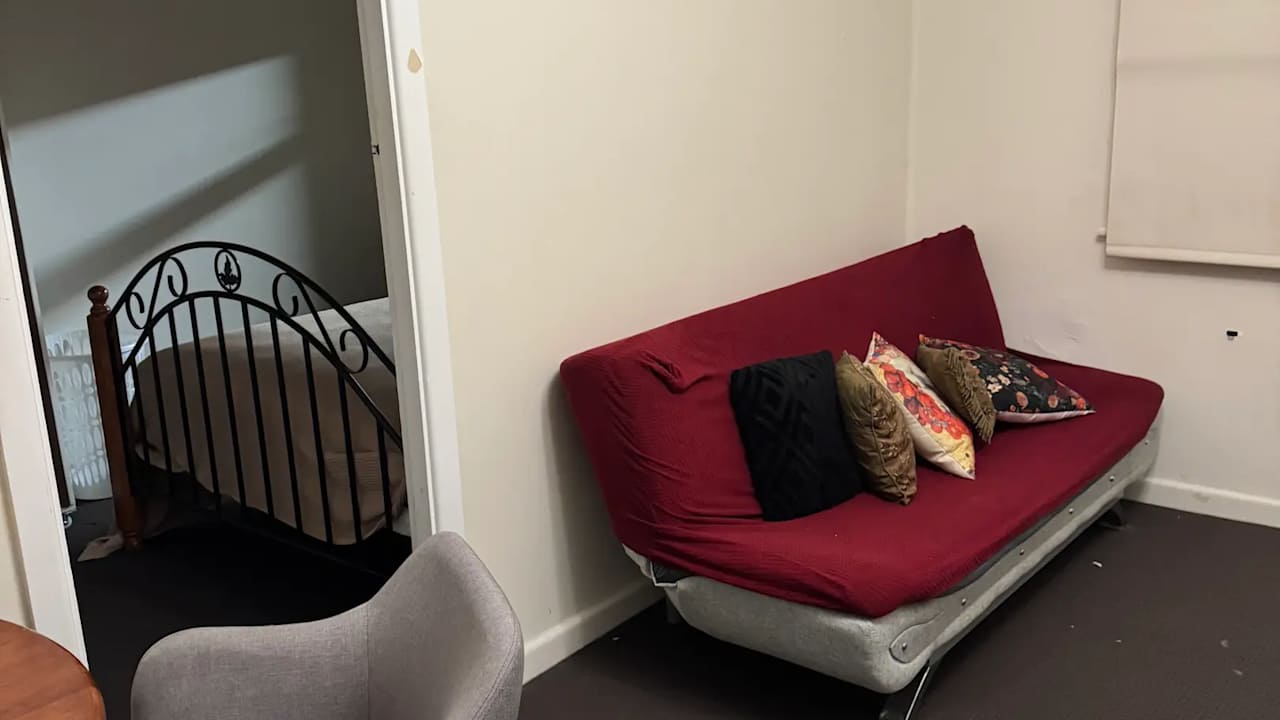 Room in a share house