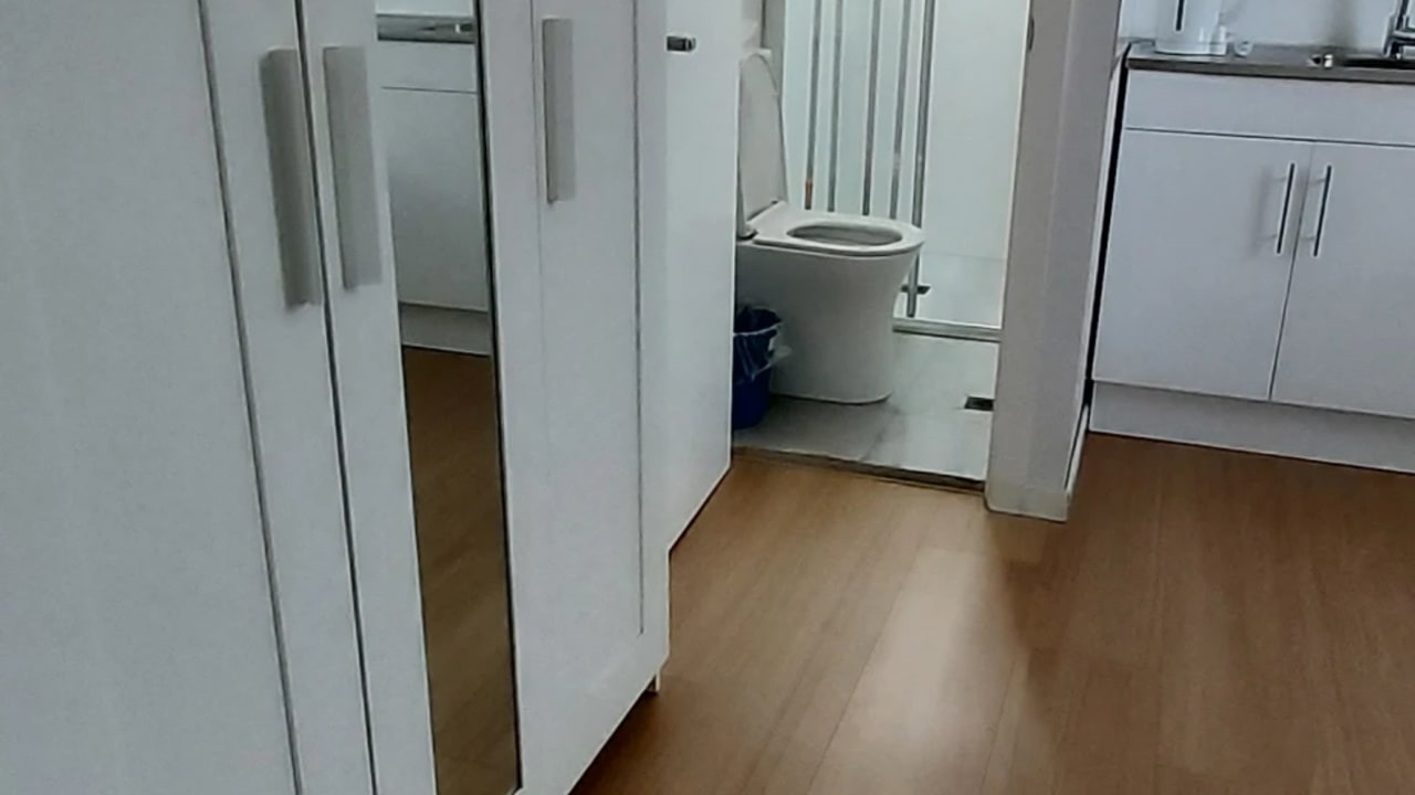 Furnished room studio flat for rent