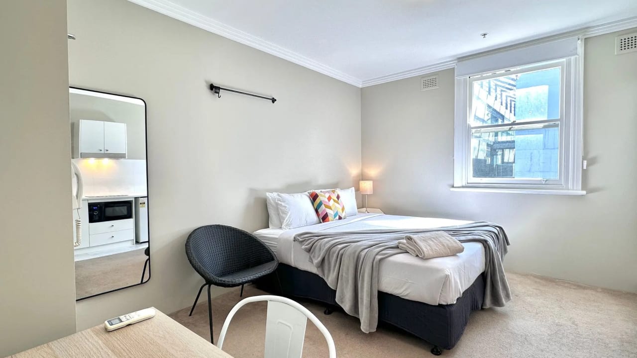 Furnished room with own bathroom