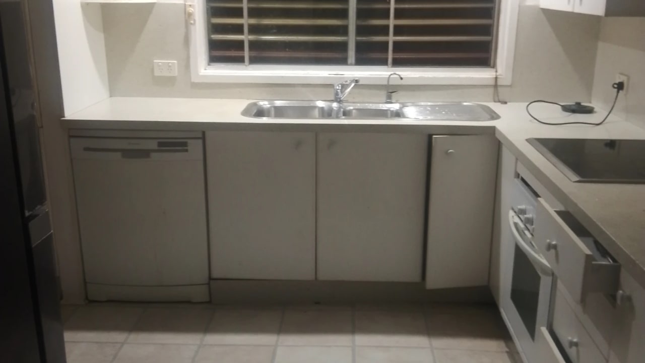 Unfurnished room in a share house