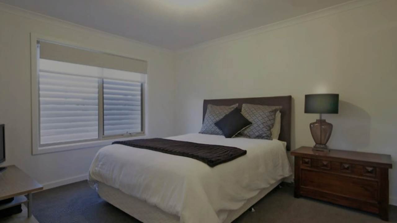 Unfurnished room in a share house