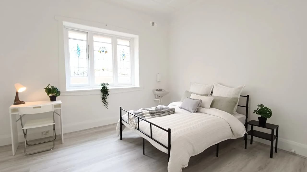Furnished room in a share house