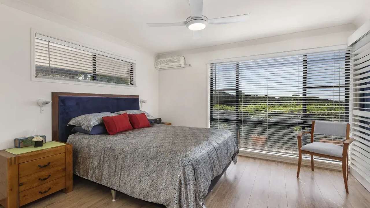 Room with ensuite in a share house
