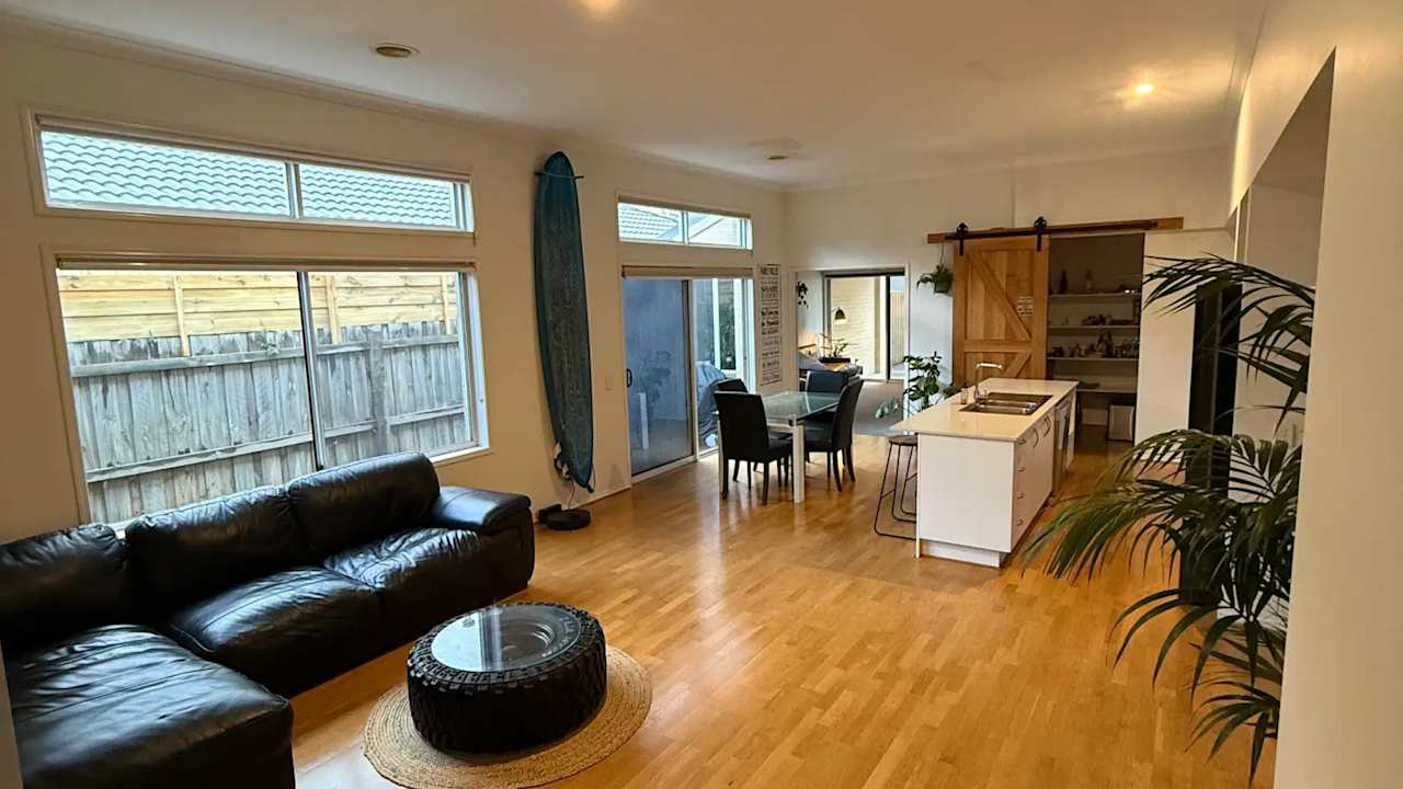 Room in a share house