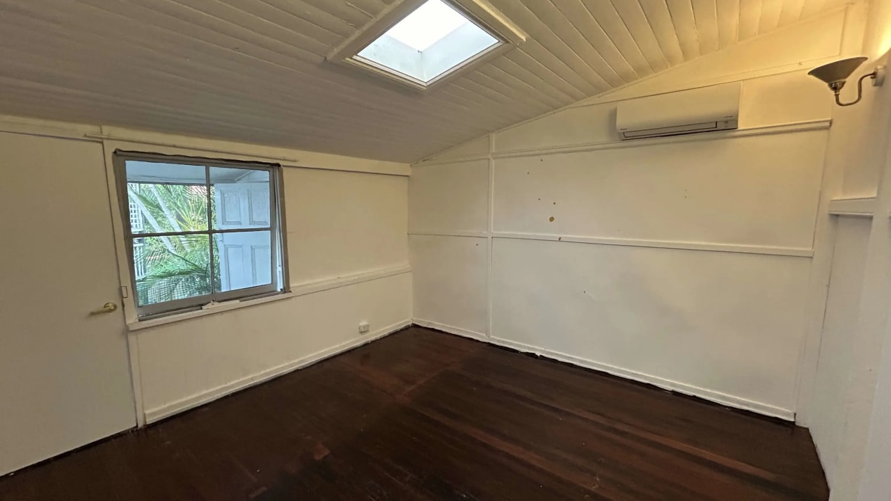 Unfurnished room in a share house