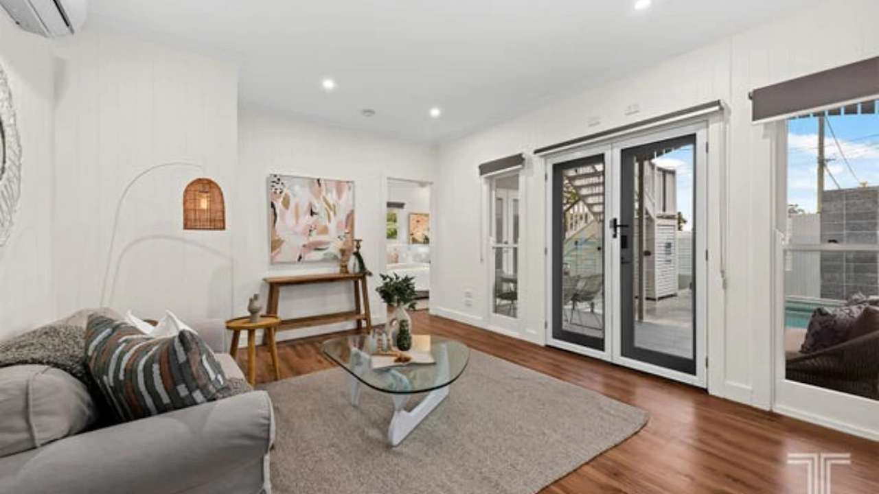 Room with ensuite in a share house