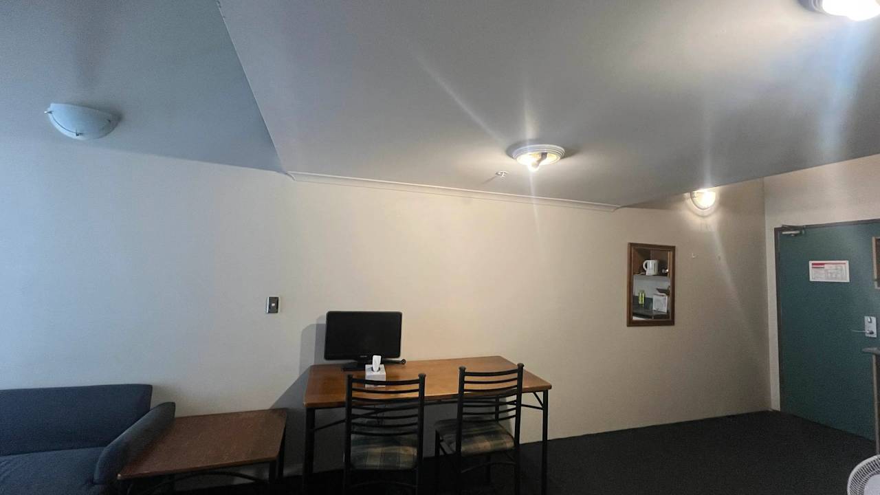 Furnished room studio flat for rent