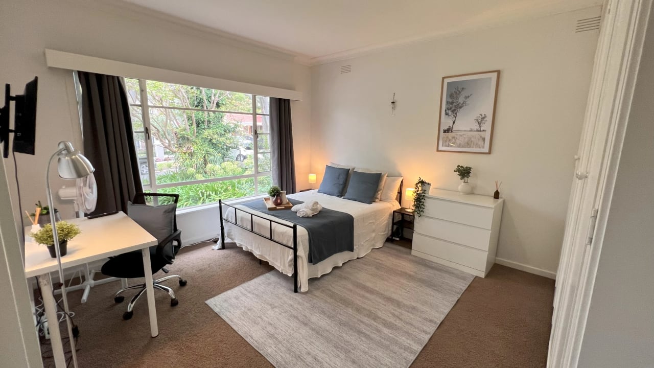 Furnished room in a share house