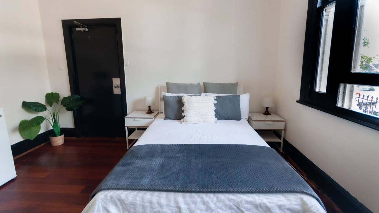 Furnished room in a share house