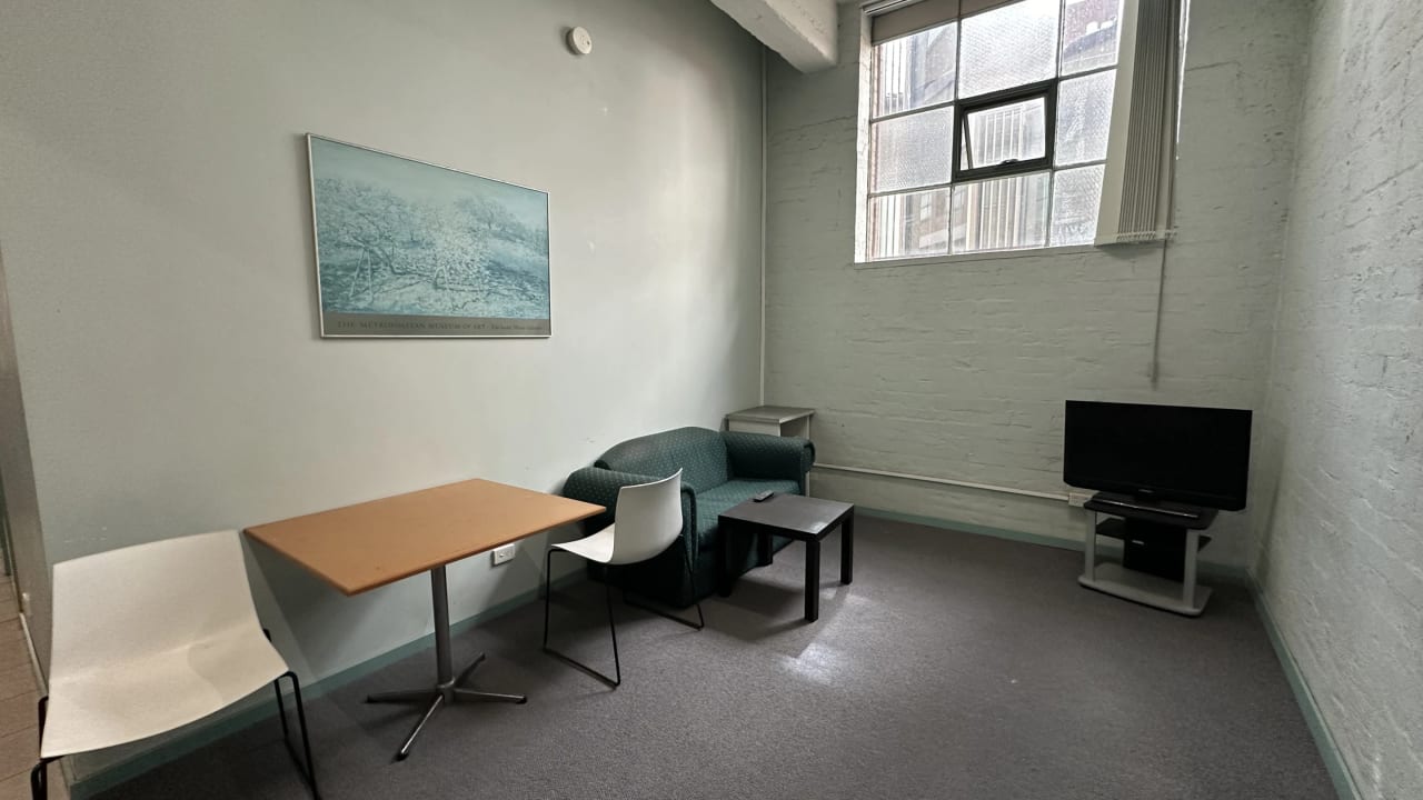 Whole property with 3 rooms for rent