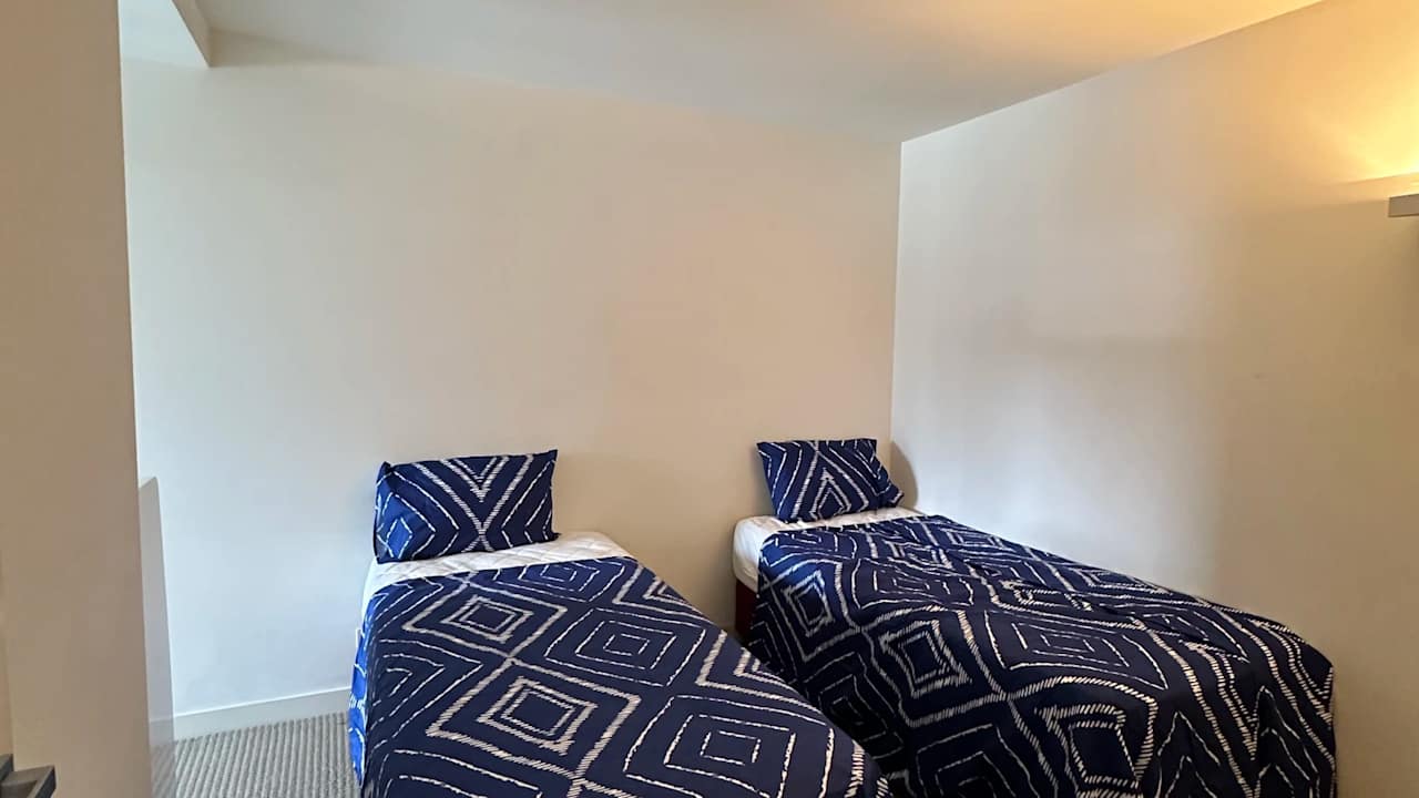 Furnished room in a flatshare