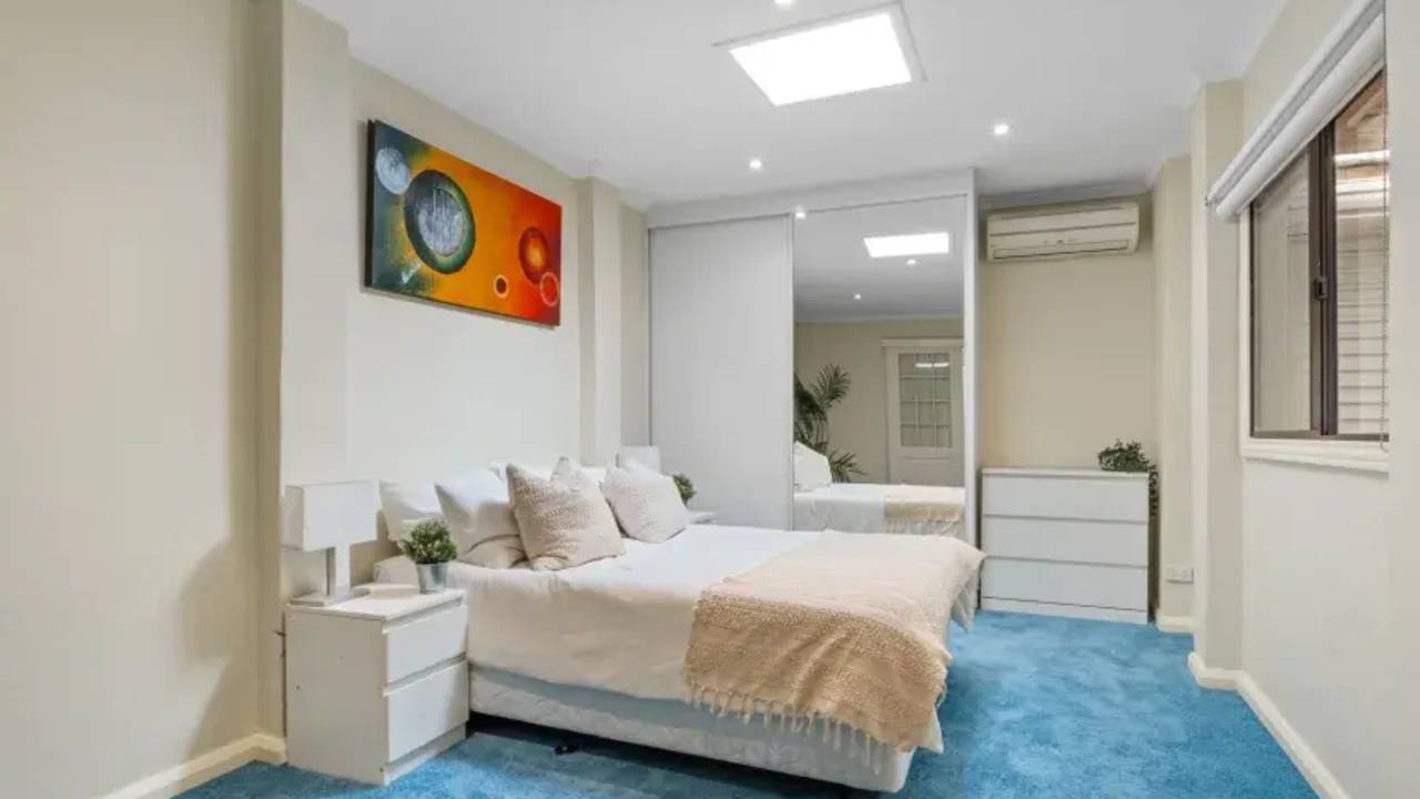 Furnished room studio flat for rent