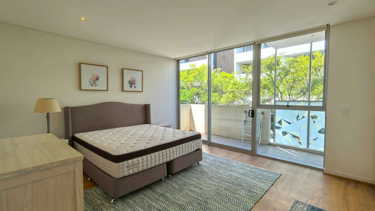 Furnished room with ensuite in a share house