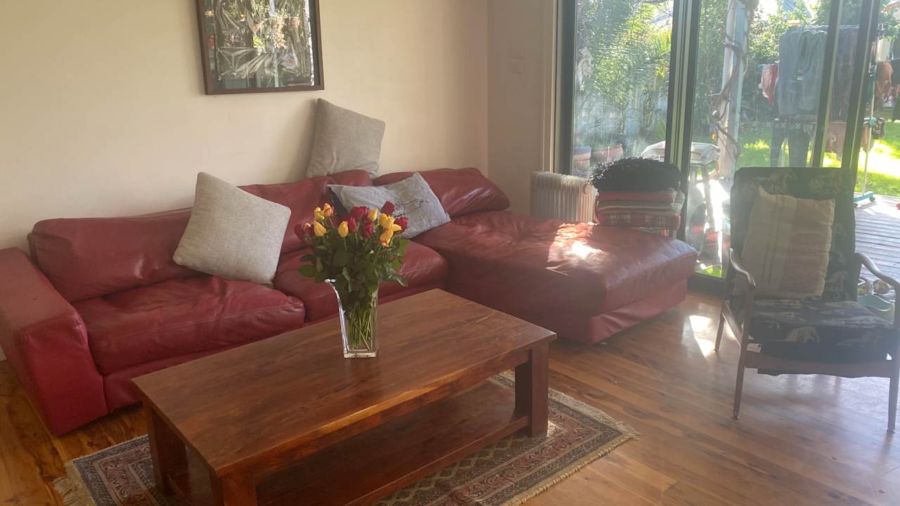 Room in a share house