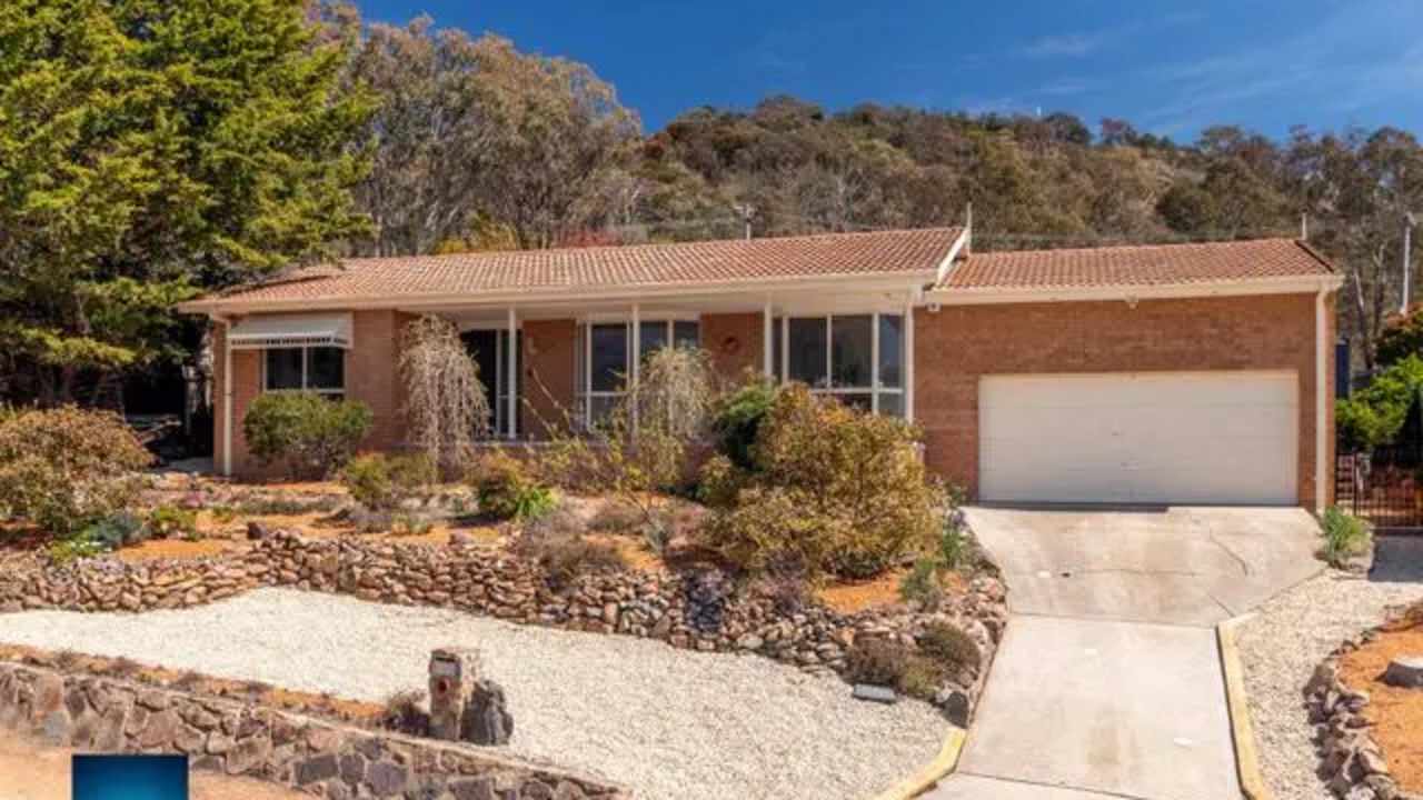 Room in a share house