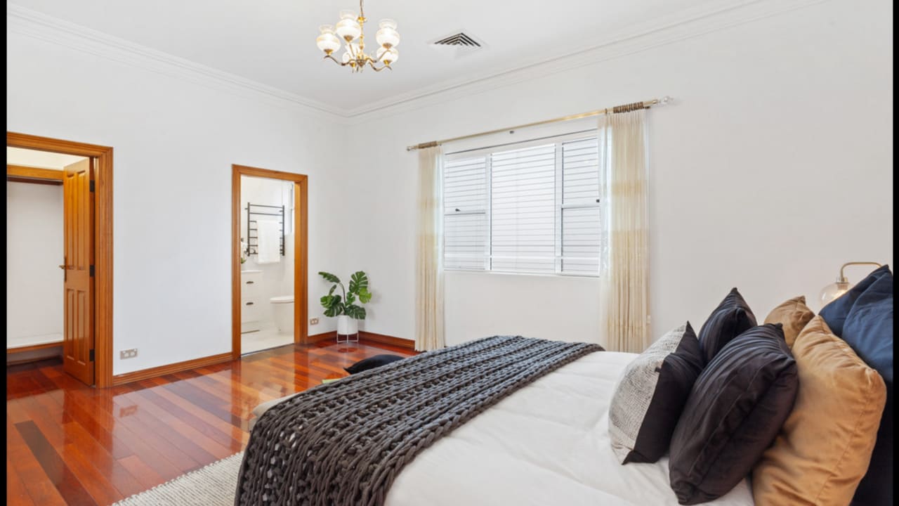Furnished room with own bathroom