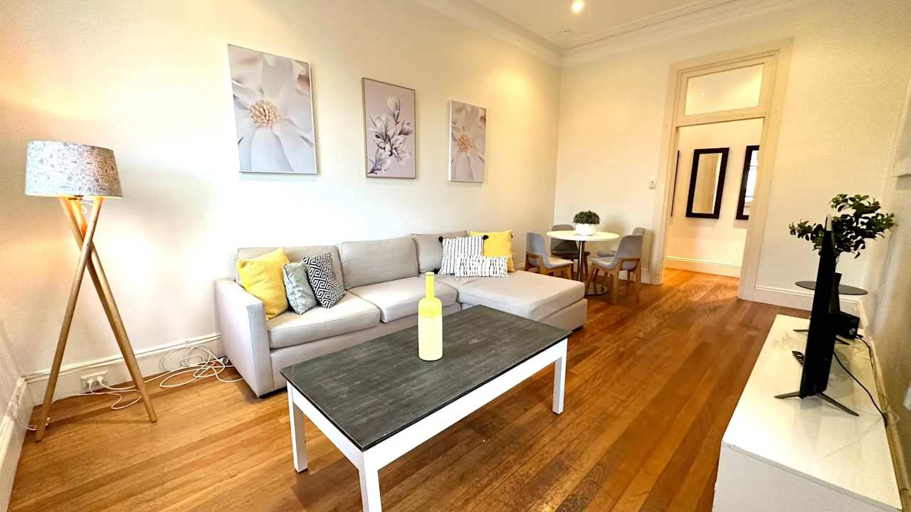 Whole property with 2 rooms for rent