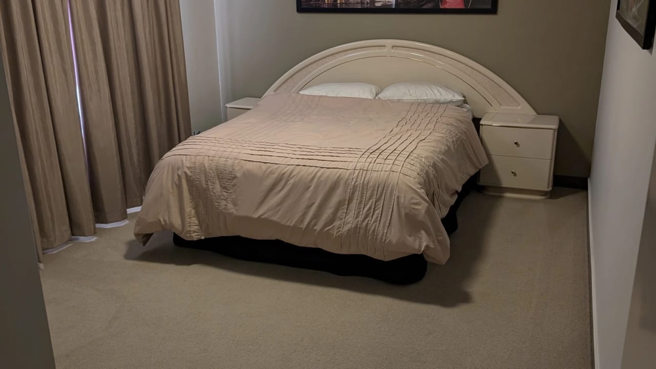 Furnished room with own bathroom