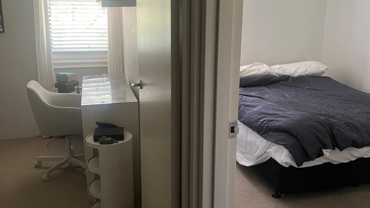 Furnished room with own bathroom