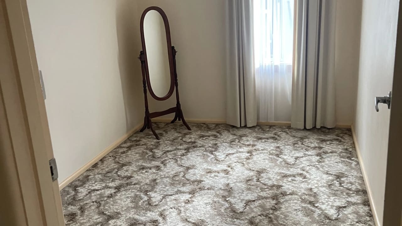 Unfurnished room in a share house
