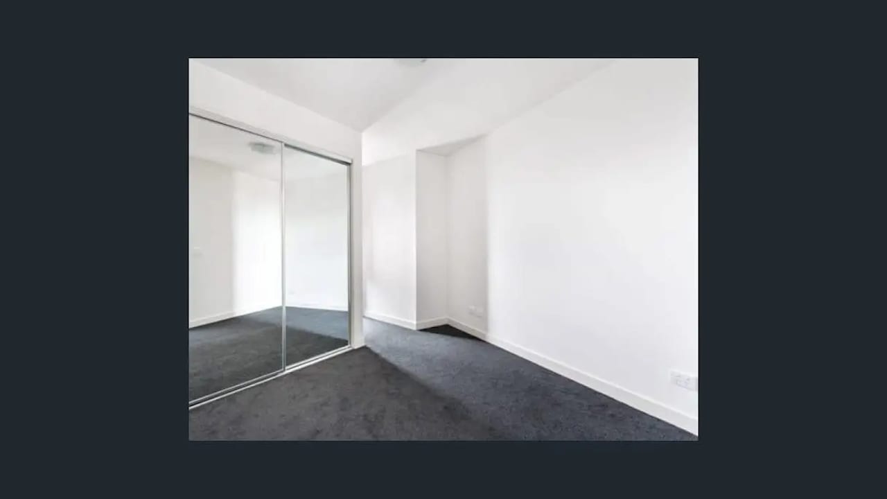Room in a share house
