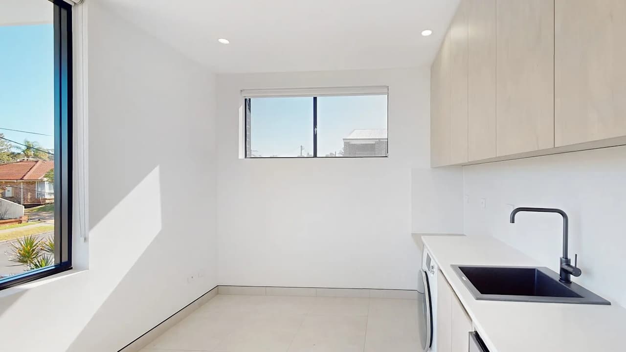 Furnished room studio flat for rent