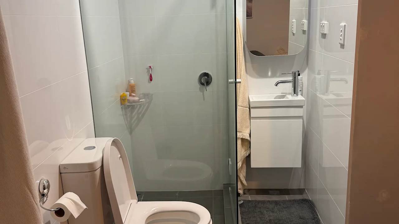 Furnished room studio flat for rent
