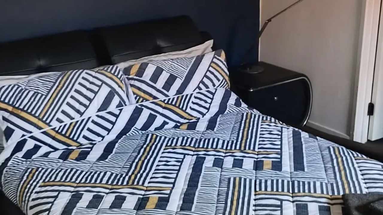 Furnished room with ensuite in a share house
