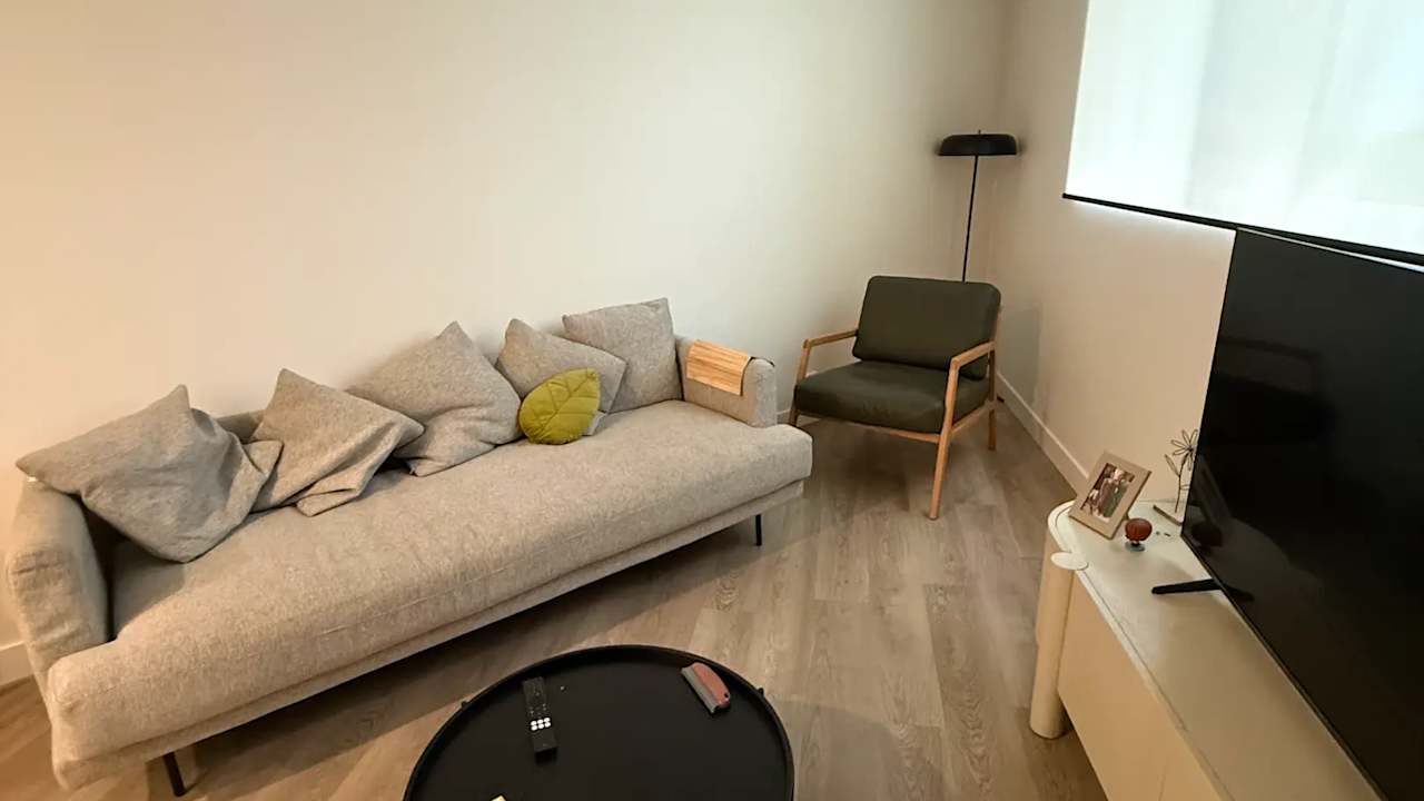 Furnished room with own bathroom