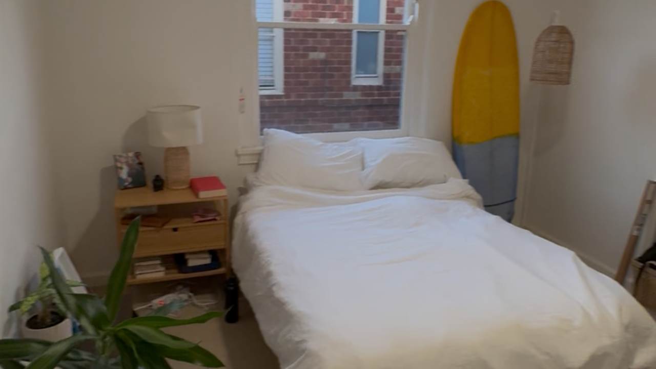 Furnished room in a flatshare