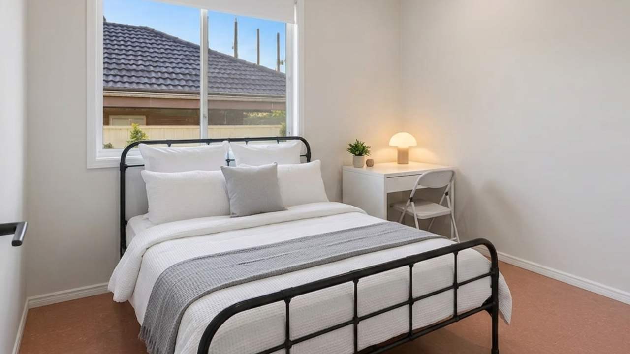 Furnished room in a share house