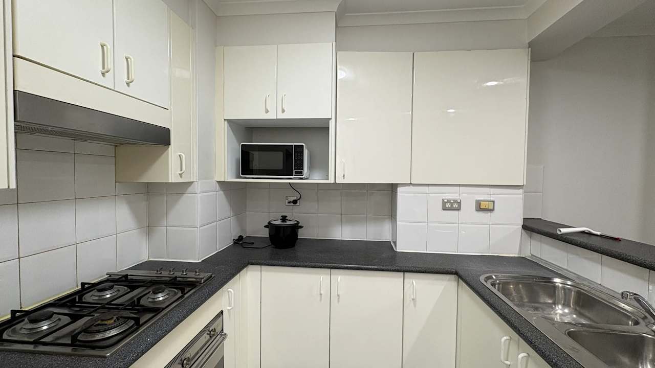 Furnished room in a share house