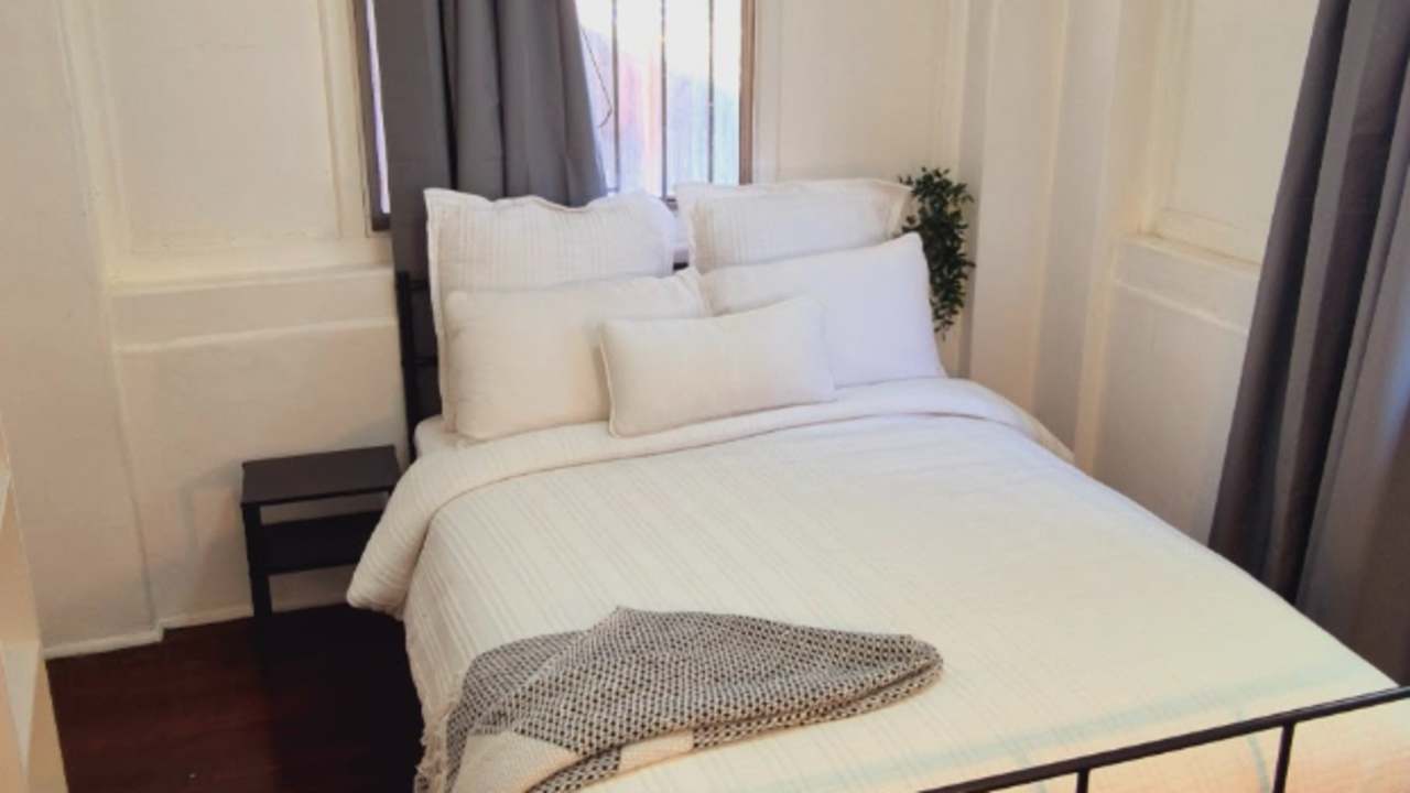 Furnished room in a flatshare