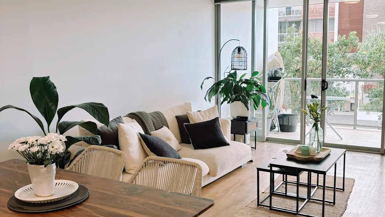 Whole property with 2 rooms for rent