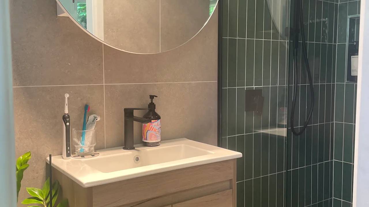 Unfurnished room with ensuite in a share house