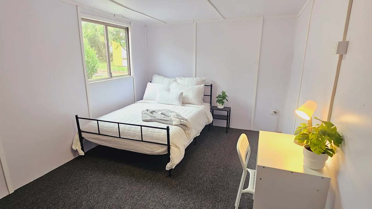 Furnished room in a share house